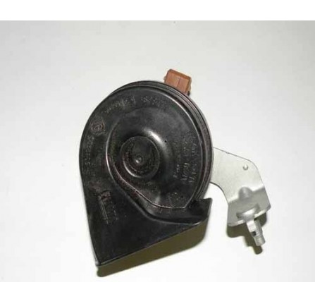 Genuine High Note Horn Assembley from Vin 4A414501 Freelander